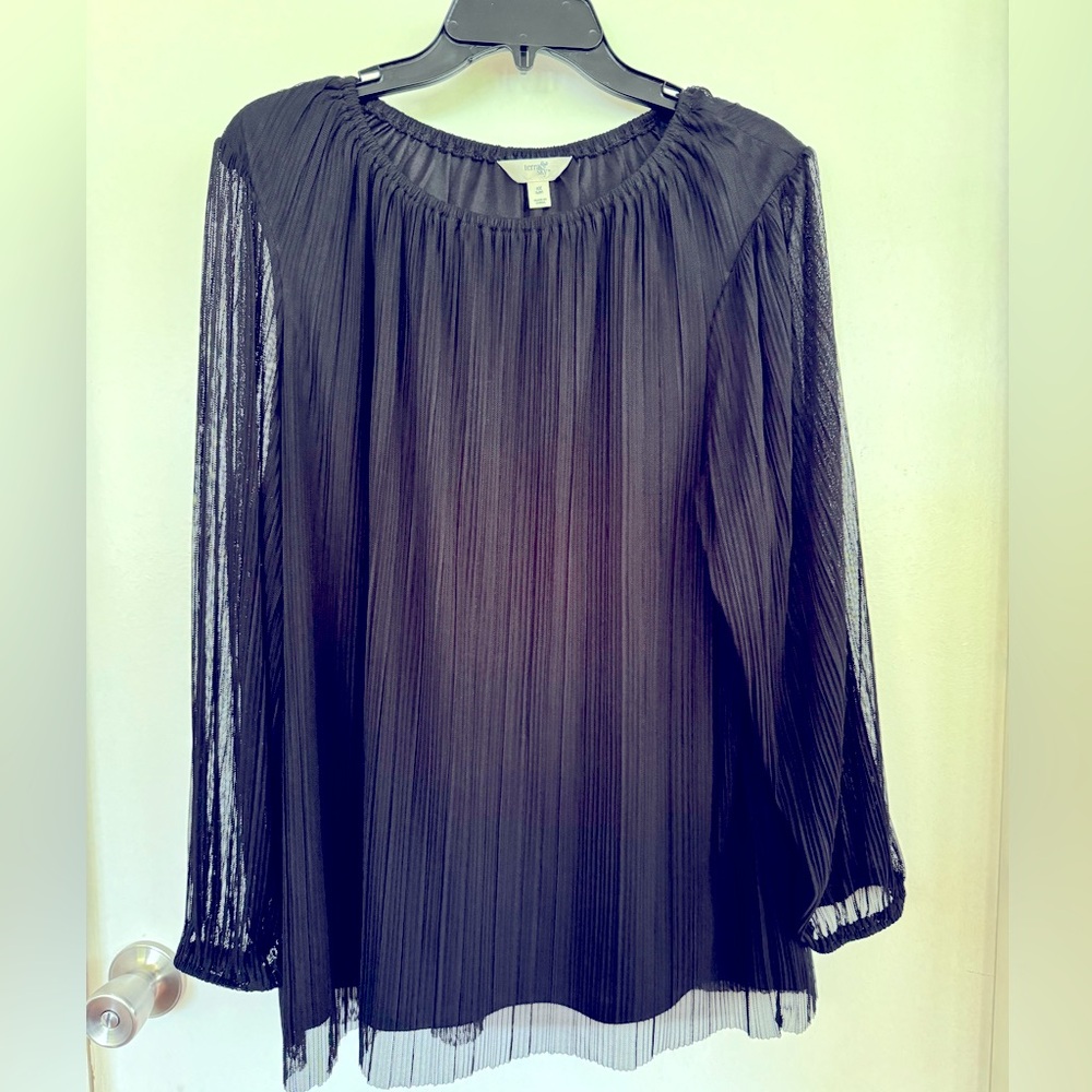 Women’s blouse